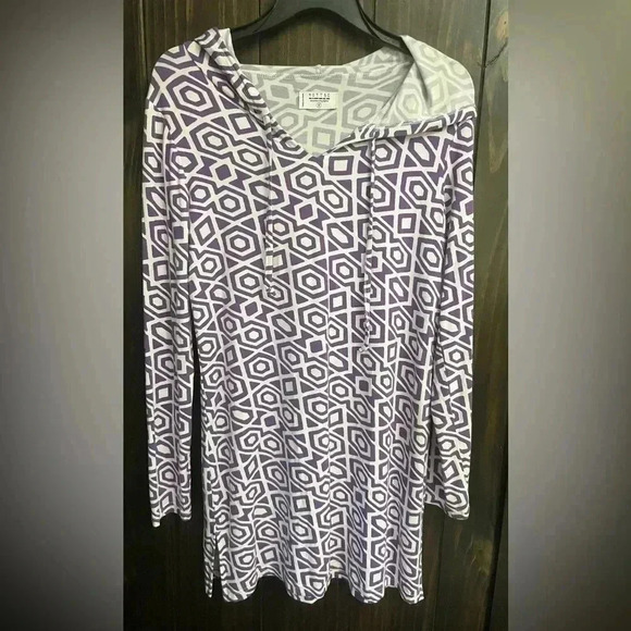 Mott 50 SUN PROTECTIVE DRESS SIZE SMALL PURPLE AND WHITE - Picture 1 of 6